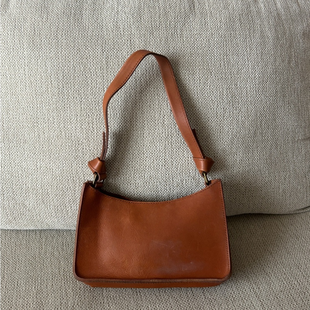 The Sydney Shoulder Bag